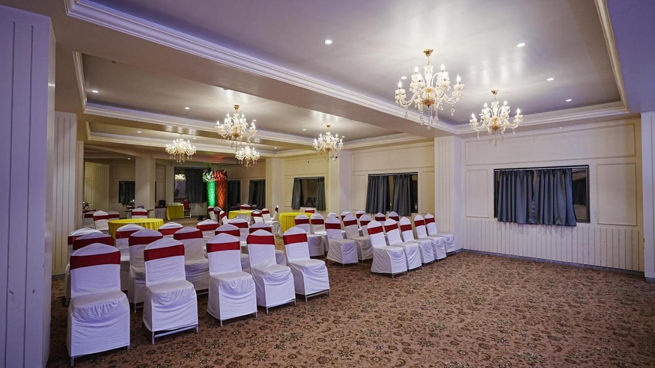 L P Regency, Pune Exterior foto